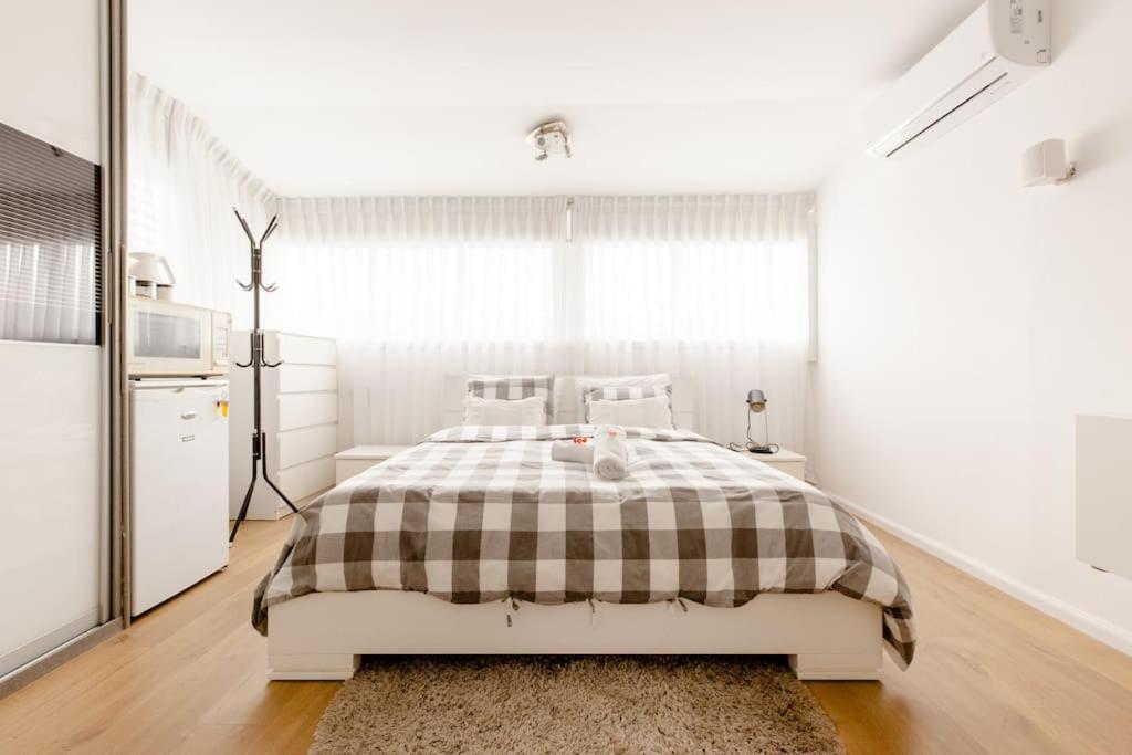 شقة Charming Unit With Pool And Great Amenities ريشون لتسيون المظهر الخارجي الصورة