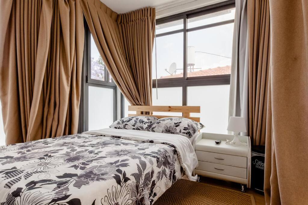 شقة Charming Unit With Pool And Great Amenities ريشون لتسيون المظهر الخارجي الصورة